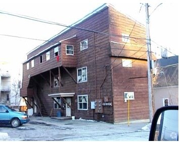 Building Photo - 34 Blake St