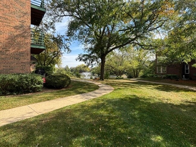 Foto del edificio - 905 Casey Ct