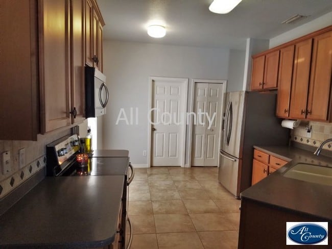 Building Photo - 6106 Indigo Crossing Dr