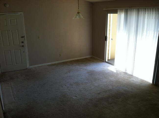 Foto del edificio - 210 Reflections Dr