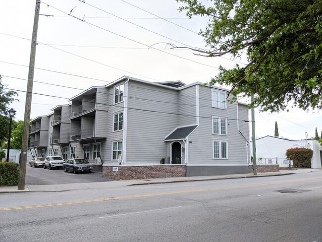 Building Photo - 259 E Bay St