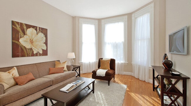 Photo - 332 6th Ave Apartment