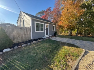 Building Photo - 28 Sheridan Dr