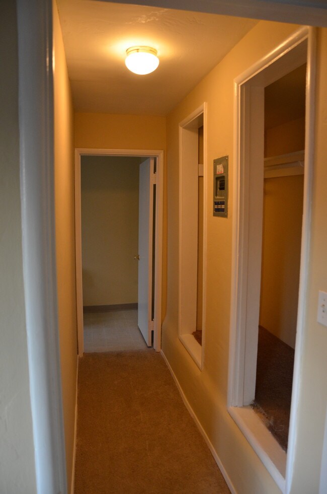 Foto del edificio - 634 Glenwood Rd