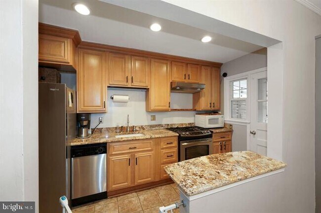 Foto del edificio - 3528 Beech Ave
