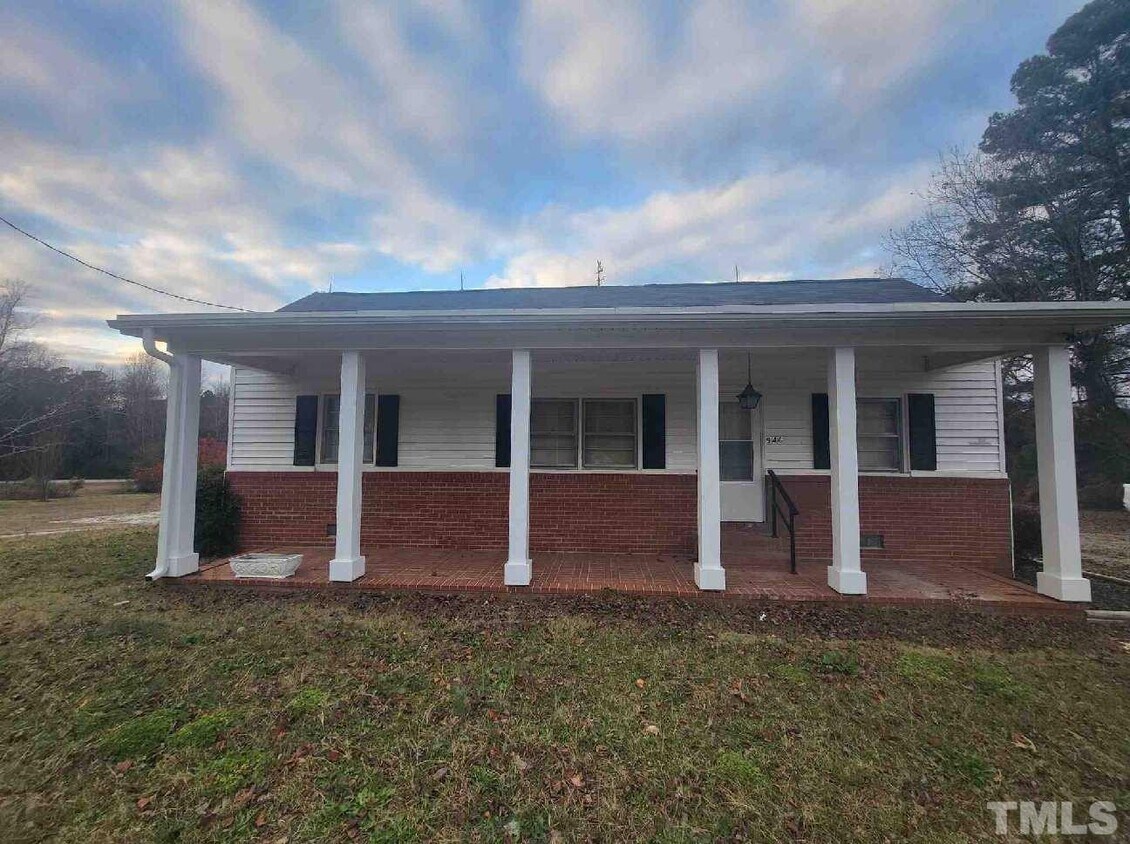 9468 NC210, Four Oaks, NC 27524 House Rental in Four Oaks, NC