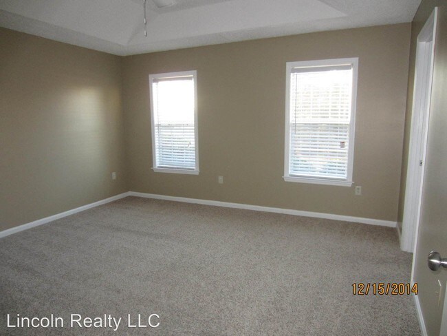 Foto del edificio - 4065 Northlake Dr
