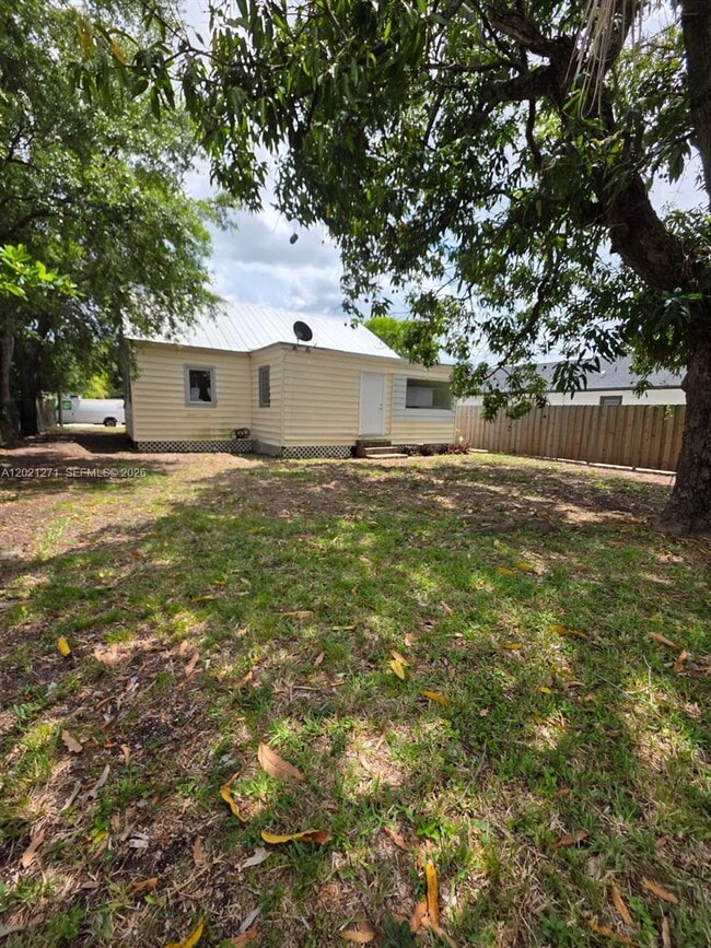 Building Photo - 315 NW 53rd St