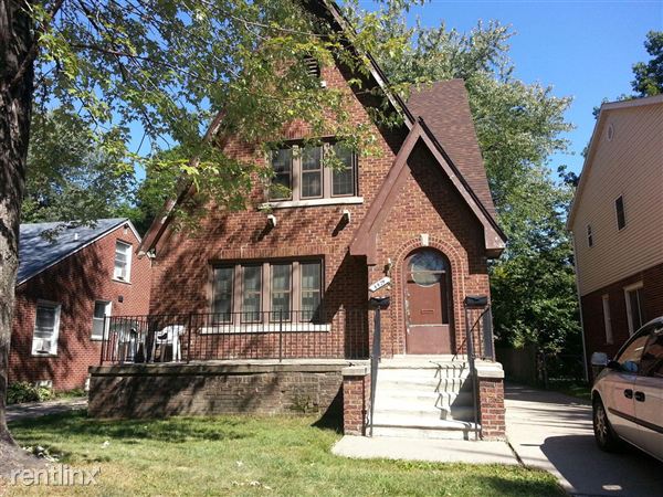 Primary Photo - 4424 Kensington Ave
