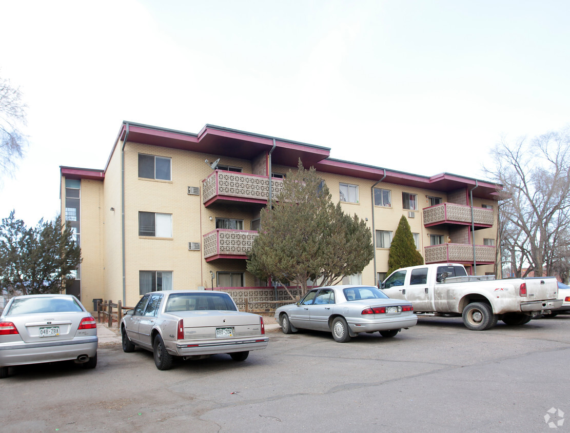 Fountain Pointe Apartments LLC - Apartments in Fountain, CO ...