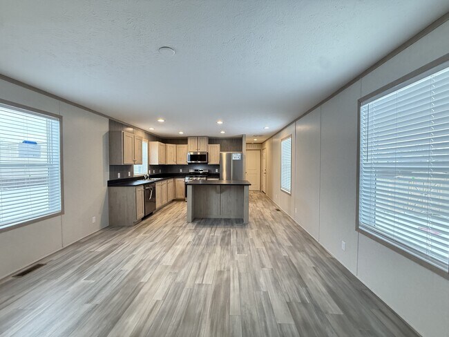 Foto del edificio - 29773 W Deerfield Ct