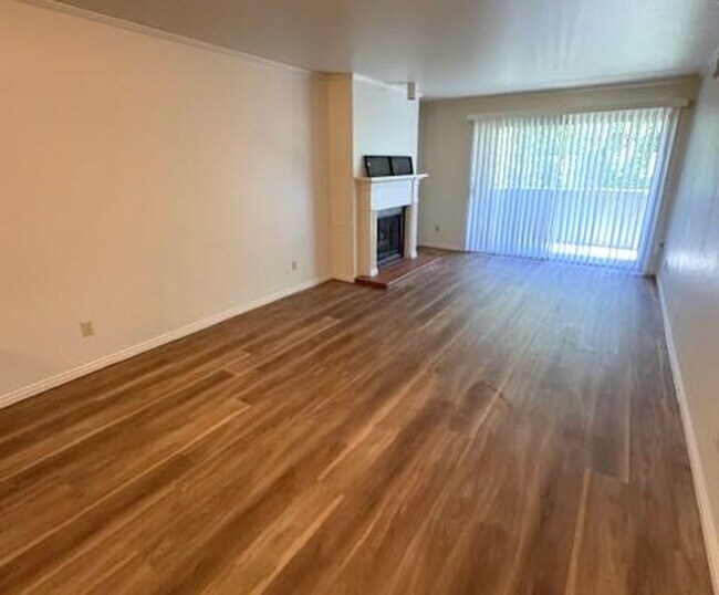Foto del edificio - 1174SFD