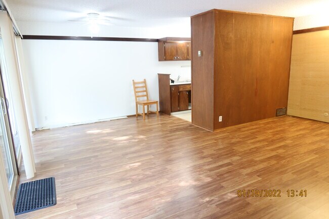 livingroom/kitchen - 67 Brookwood Rd