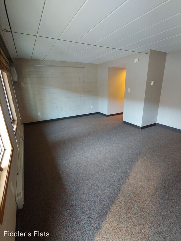 Foto principal - 120 8th St N