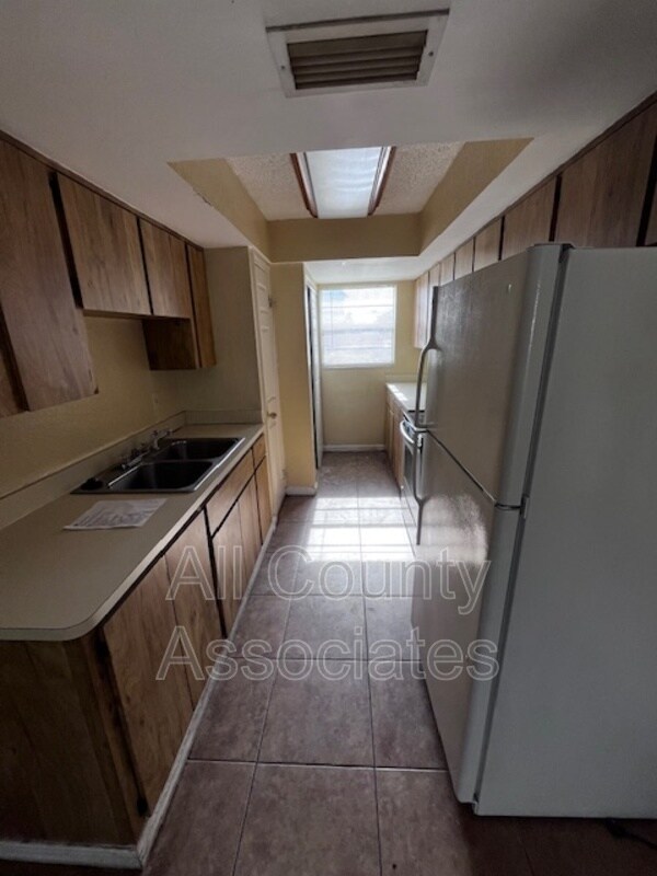 Foto del edificio - 8933 Cochise Ln