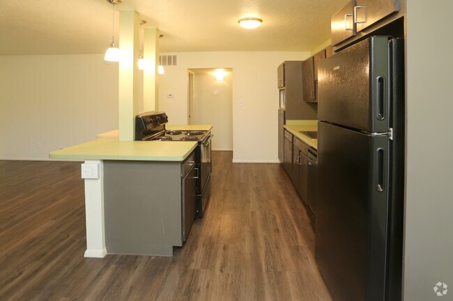 1BR1BA-Kitchen - Q @ Nob Hill