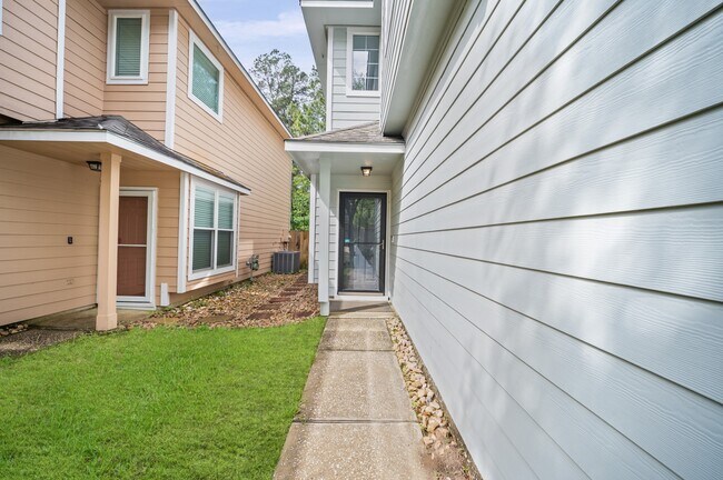 Building Photo - 35 Ledgestone Pl