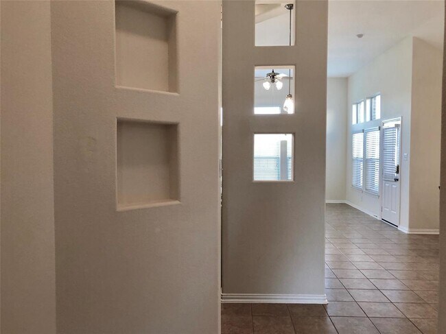 Building Photo - 2519 Horned Owl Dr