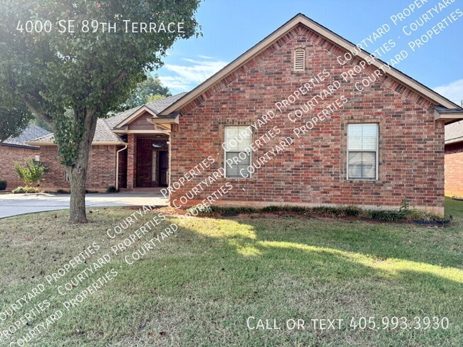 Foto del edificio - 4000 SE 89th Terrace