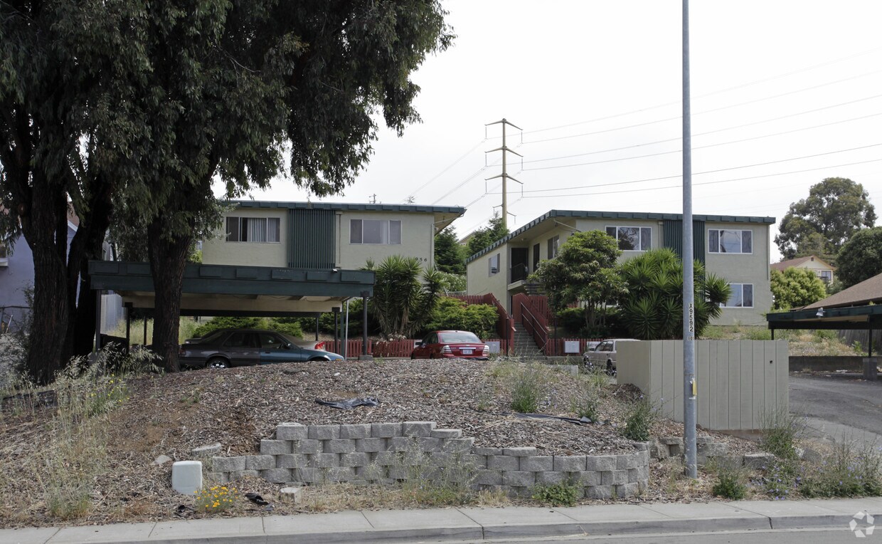 Building Photo - 956-960 Benicia Rd