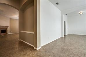 Building Photo - 1656 Knoll Wood Ct