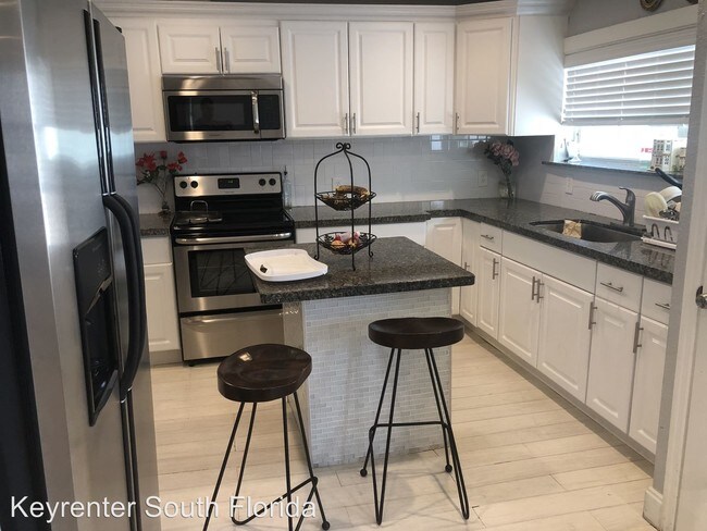 Foto del edificio - 3 br, 2.5 bath House - 611 7th Ave North