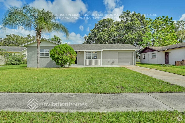 Building Photo - 8209 Sarnow Dr