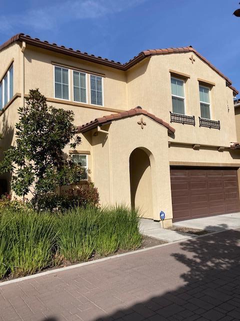Foto principal - 5456 Cahalan Ave