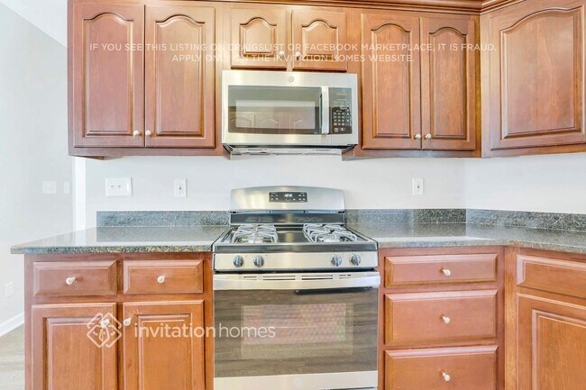 Building Photo - 495 Langley Creek Dr