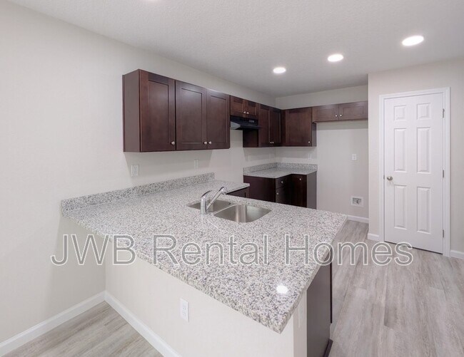 Photo - 2903 N Pearl St Apartment