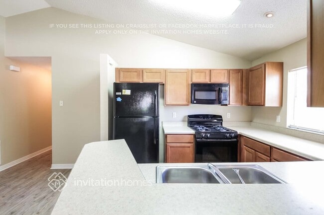 Foto del edificio - 1401 Brookebridge Dr