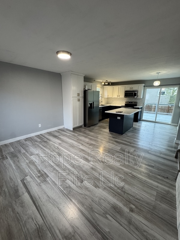 Photo - 3378 Foxridge Dr House
