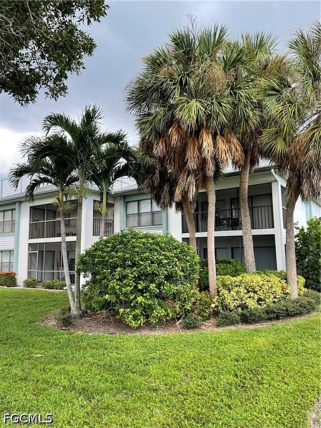 Building Photo - 13331 Greengate Blvd