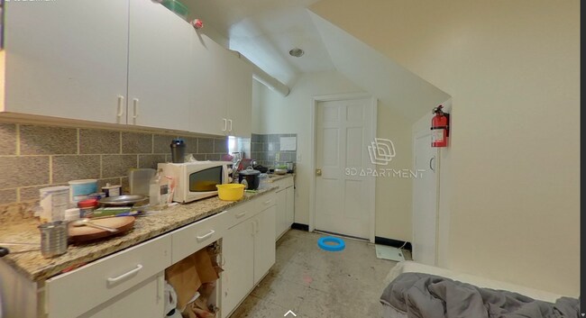 Foto del edificio - 142 Hemenway St