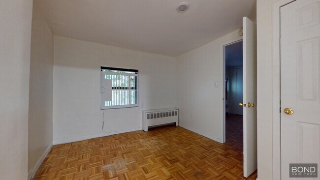 Foto del edificio - 78 E 3rd St