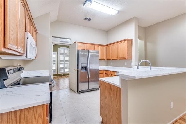 Building Photo - 4921 Tulip Ln