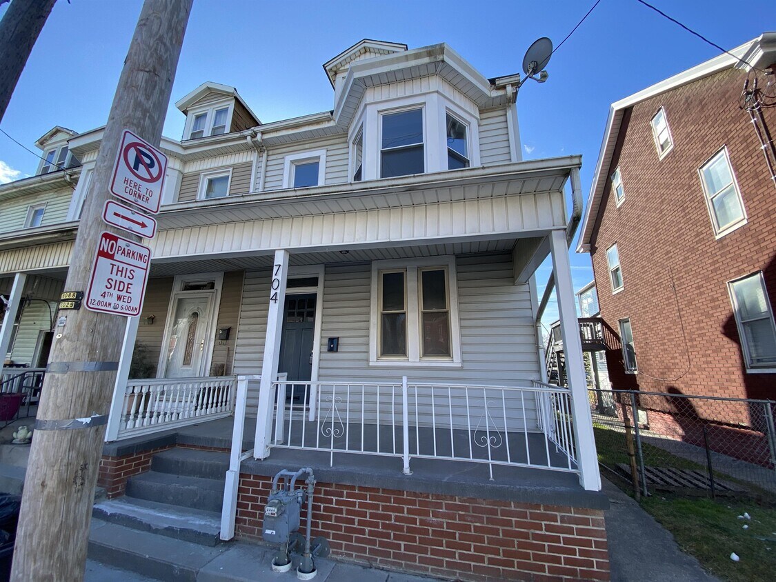 704 E Prospect St, York, PA 17403 House Rental in York, PA