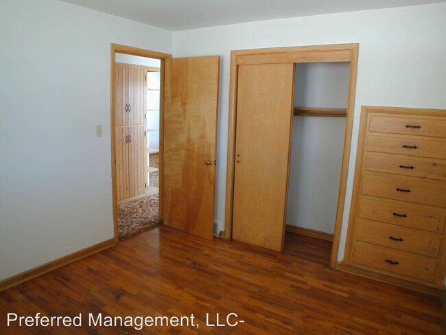 Building Photo - 1623 Converse Ave