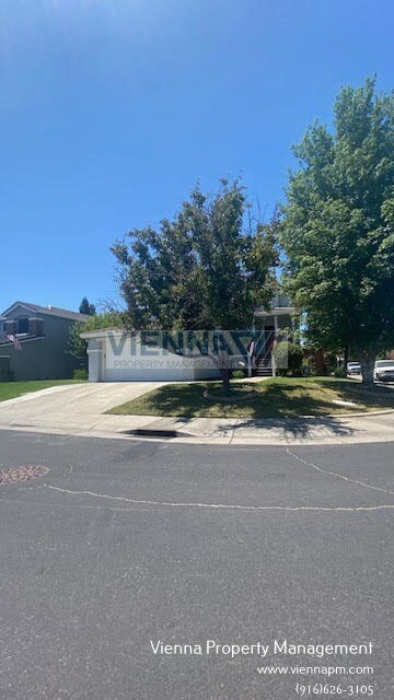 Building Photo - 300 Jonquil Ct