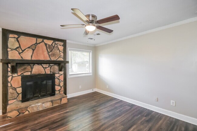 Foto del edificio - 9346 Woodknoll Way