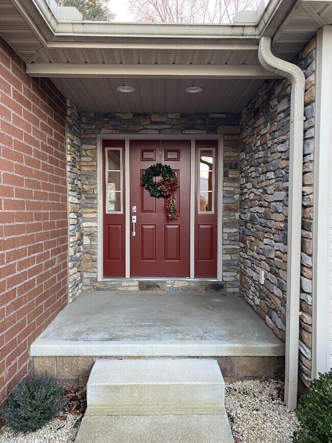 7292 Bretz St NW Unit 7292, Massillon, OH 44646 Condo for Rent in