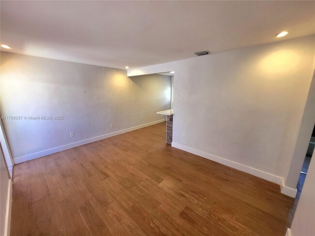 Building Photo - 2355 SW 27th St