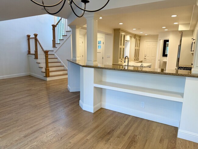 Building Photo - 16979 Roberts Rd