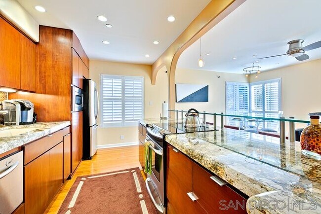 Foto del edificio - 457 Coast Blvd