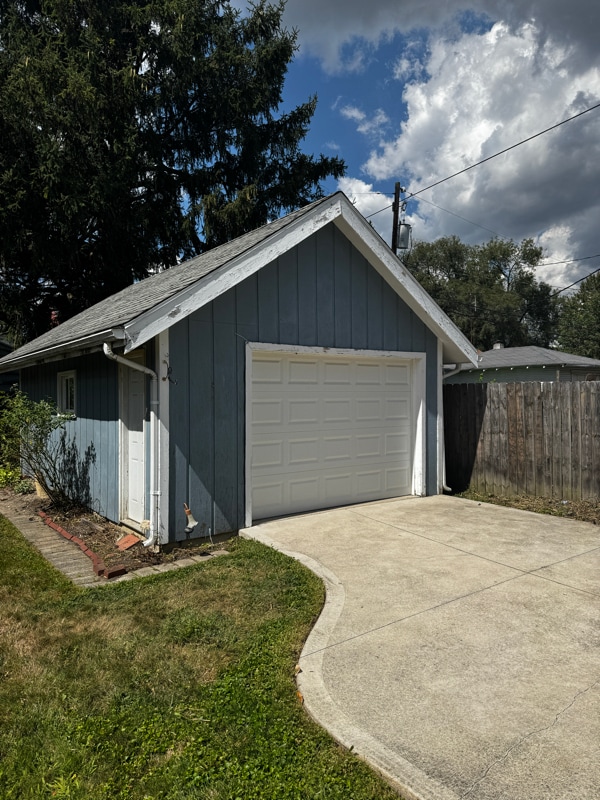 Building Photo - 582 Colima Dr