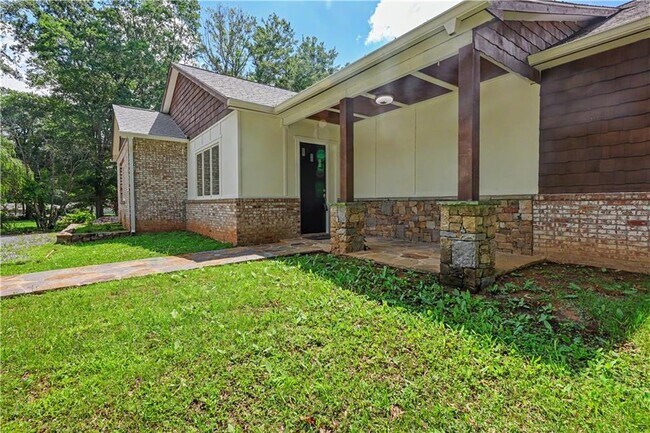 Foto del edificio - 2909 Jones Mill Rd