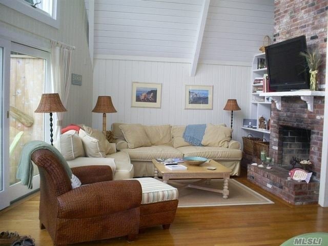 Foto del edificio - 719 Ocean Breeze Walk