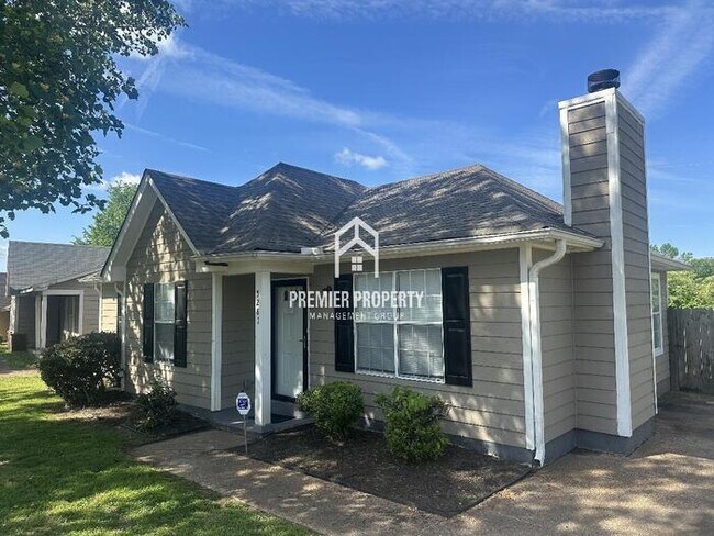 Building Photo - 5281 Oak Court Cove N