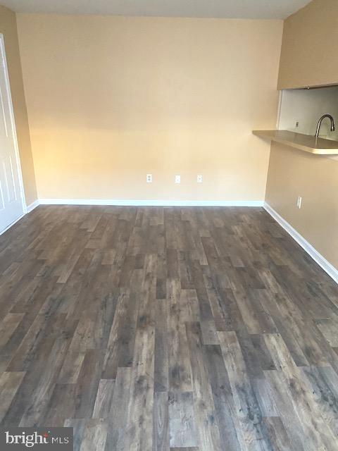 Building Photo - 6 Banyan Wood Ct
