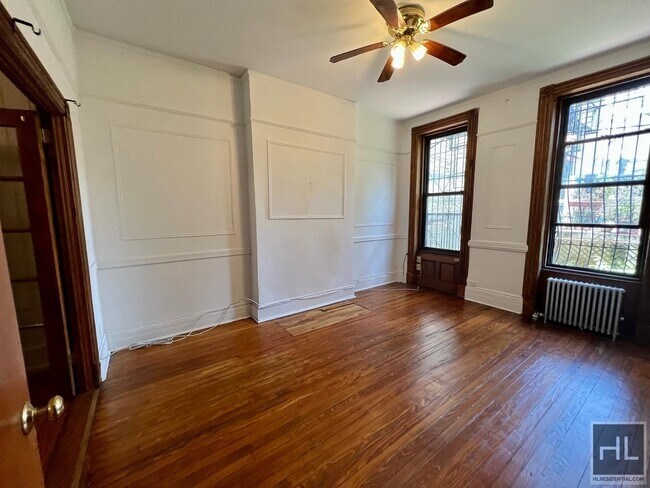 Foto del edificio - 6 AVENUE